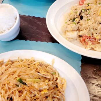 Simply Thai - Chicken  pad Thai - Thai Near Me - Vernon, Connecticut