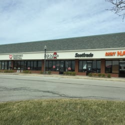 Hair Saloon - Right next to Dierbergs in Edwardsville.