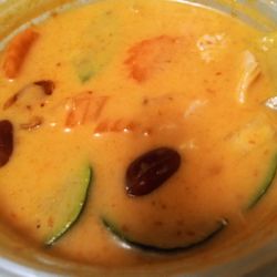 Lucky Thai - Thai Massaman Curry was spiced just right for all levels