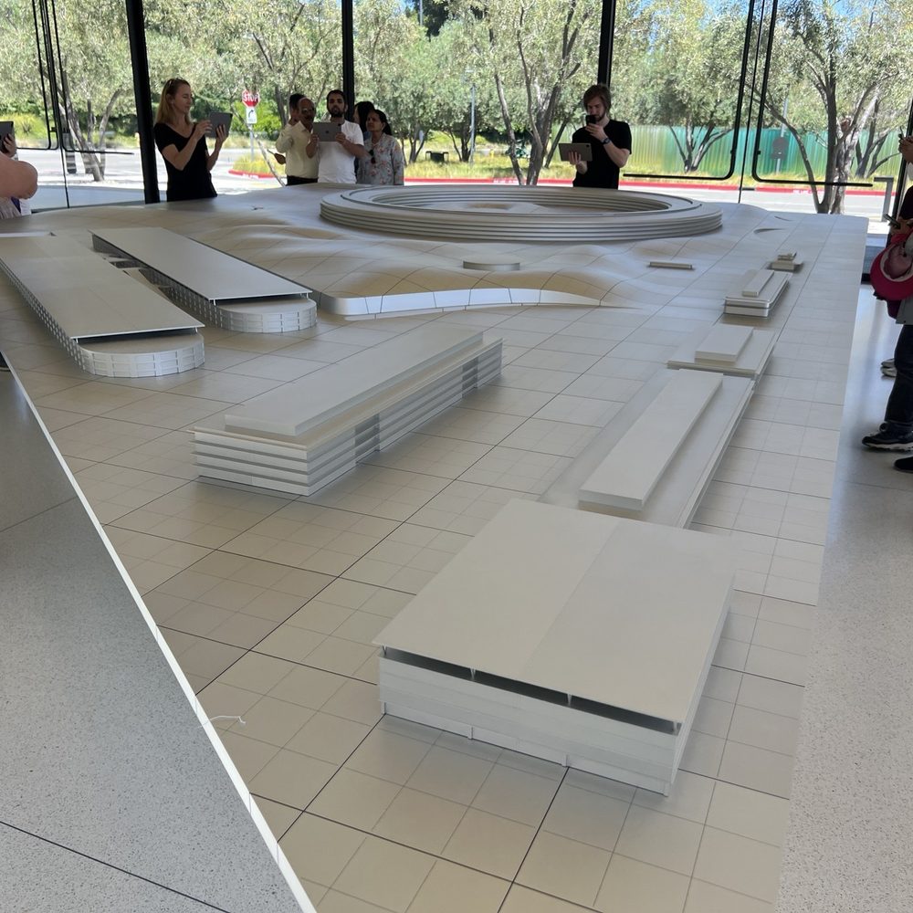 Apple Park Visitor Center - 5/31/24 Cool - Computers Near Me - Cupertino, California Apple Park Visitor Center - 5/31/24 Cool - Computers Near Me - Cupertino, California