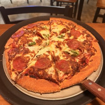 Hef's Restaurant - Pizza - Sports Bars Near Me - Spruce Pine, North Carolina Hef's Restaurant - Pizza - Sports Bars Near Me - Spruce Pine, North Carolina