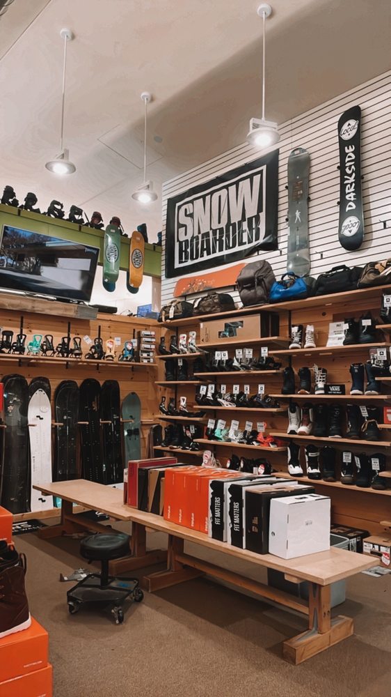 DARKSIDE SNOWBOARDS Updated May 2024 41 Photos & 40 Reviews 1842