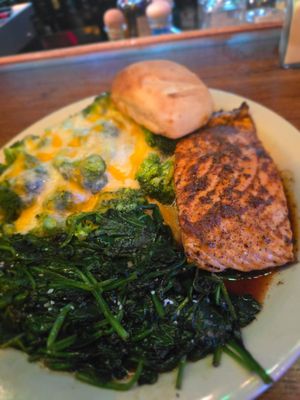 Doc's Food & Spirits by null