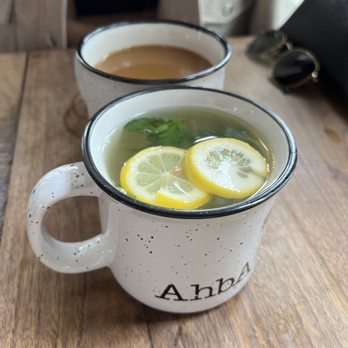 AhbA - Mint lemon tea - Breakfast & Brunch Near Me - Laguna Beach, California AhbA - Mint lemon tea - Breakfast & Brunch Near Me - Laguna Beach, California