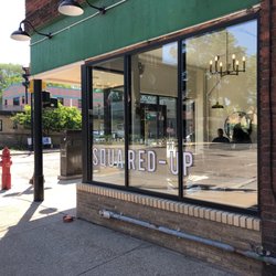 Squared-Up - Perfectly situated on the corner of NE 2nd St and NE 13th Av. Wheelchair accessible. Two stellar stylists keep you trimmed & tidy!