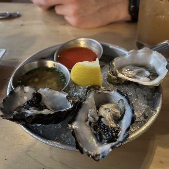 Seared - Oyster on Ice - Seafood Near Me - Petaluma, California Seared - Oyster on Ice - Seafood Near Me - Petaluma, California