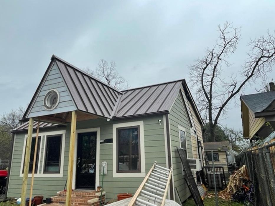 Slide of Valgua Construction