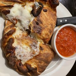 Mystic Pizza II - Mystic calzone