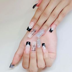 Sunshine Spa & Nails - Halloween nails
