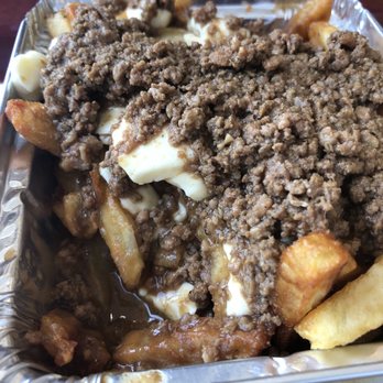 Ashton - Dulton Poutine - mini size - Poutineries Near Me - Quebec City, Quebec Ashton - Dulton Poutine - mini size - Poutineries Near Me - Quebec City, Quebec
