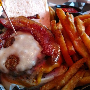 Howie's on La Crosse - Howie Burger with fries - New American Near Me - La Crosse, Wisconsin Howie's on La Crosse - Howie Burger with fries - New American Near Me - La Crosse, Wisconsin