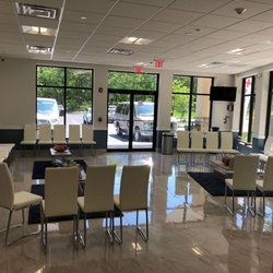 LI Urgent Care - Waiting Area