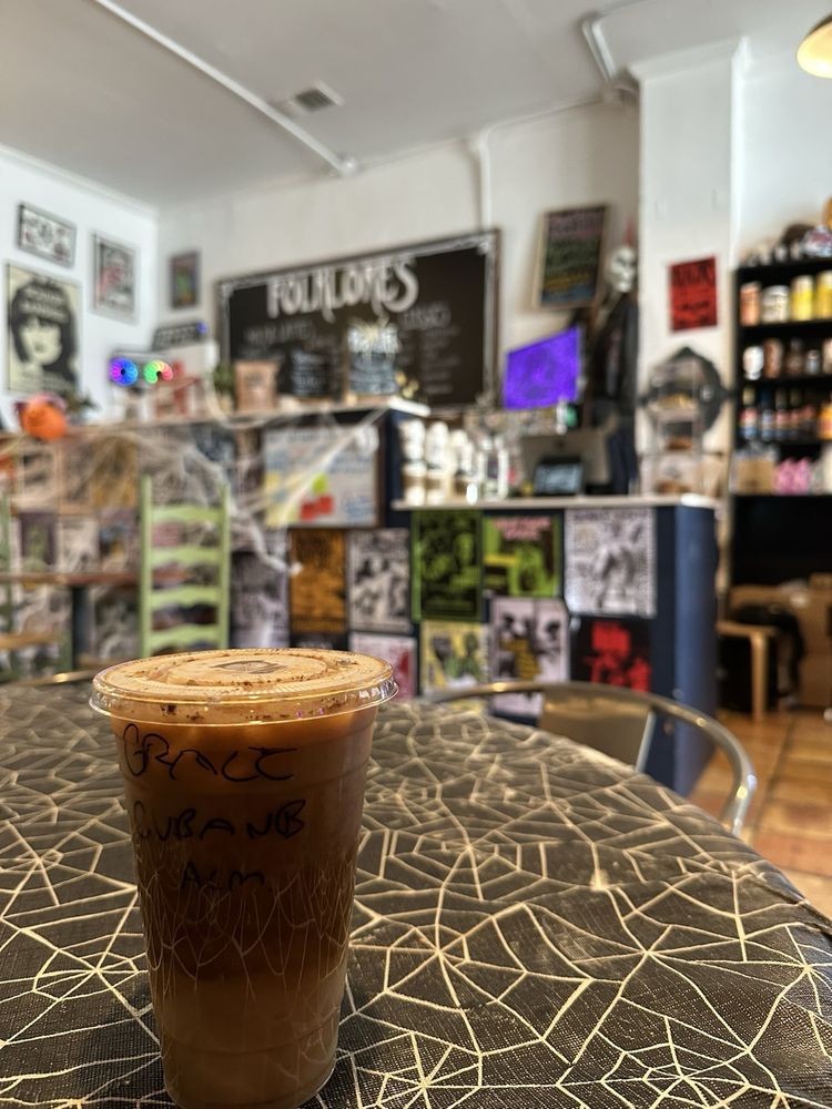 Folklores Coffee House Logo