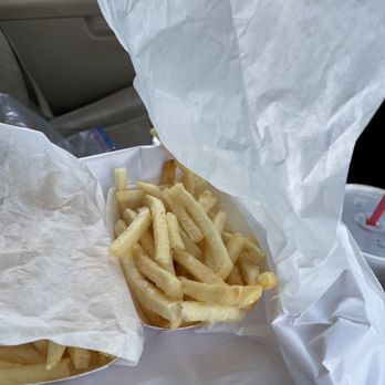 Bj's Burger & Beverage - Fries - Burgers Near Me - Lamar, Colorado