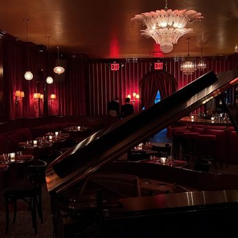 The Nines - New American Near Me - New York, New York