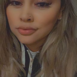 Lashes by Linda. I love how full and natural they look Lashes by Linda. I love how full and natural they look