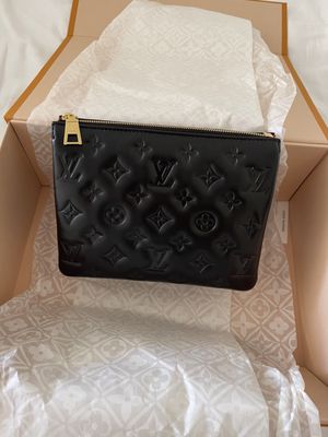 Louis Vuitton Maui Wailea by null