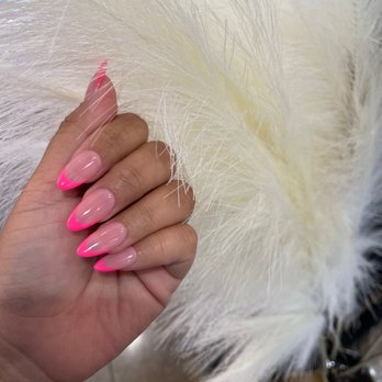 Luxed Beauty Bar - Nails - Nail Technicians Near Me - Tustin, California Luxed Beauty Bar - Nails - Nail Technicians Near Me - Tustin, California