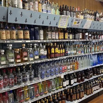 Cloverleaf Package Store - liquor bottles on shelves - Beer, Wine & Spirits Near Me - Meridian, Mississippi Cloverleaf Package Store - liquor bottles on shelves - Beer, Wine & Spirits Near Me - Meridian, Mississippi