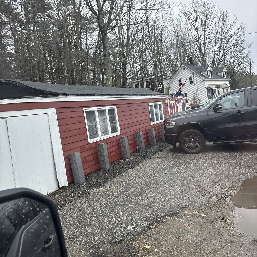 Flo's Hot Dogs - Location - Hot Dogs Near Me - Cape Neddick, Maine Flo's Hot Dogs - Location - Hot Dogs Near Me - Cape Neddick, Maine