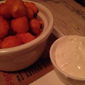 Murray's Cheese Bar - Buffalo cheese curds - Wine Bars Near Me - Long Island City, New York Murray's Cheese Bar - Buffalo cheese curds - Wine Bars Near Me - Long Island City, New York