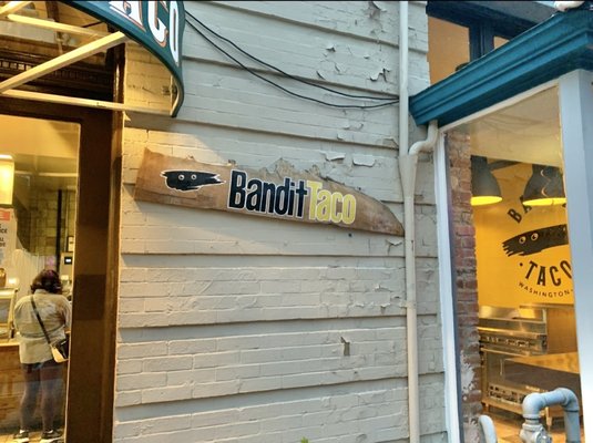 Bandit Taco by null