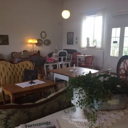 Rommelsjö Café - Sittplatser inomhus. Gott om plats ute med.