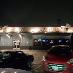 LYNNWOOD BOWL & SKATE - Updated July 2025 - 138 Photos & 217 Reviews