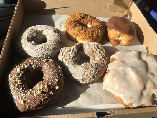 Dottie's Donuts by null