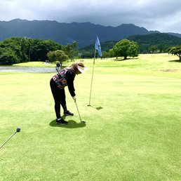 Par 3 putt for birdie Par 3 putt for birdie