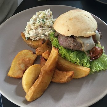 Federal - Burger - Breakfast & Brunch Near Me - Madrid, M Federal - Burger - Breakfast & Brunch Near Me - Madrid, M