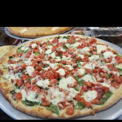 Dimitri's Pizza - Pizza at your choice