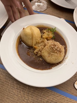Vinohradský Parlament Restaurant by null