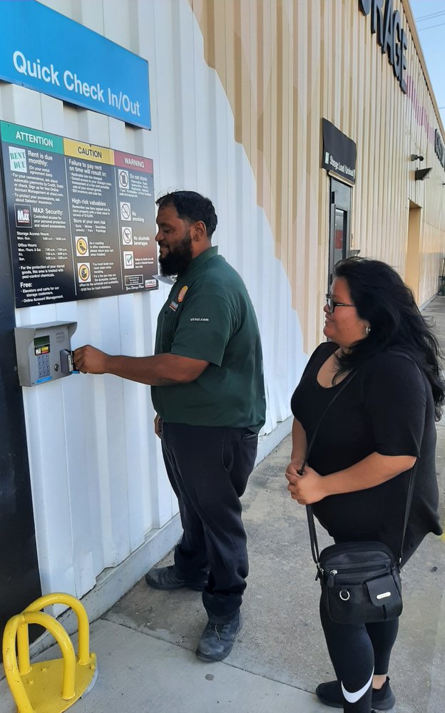 UHAUL MOVING & STORAGE AT I45 & TIDWELL Updated October 2024 23 Photos 5333 N Frwy