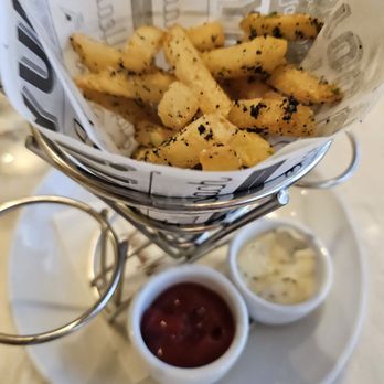 Mariposa - If you love truffles, get these fries!!! So good!!! - New American Near Me - Honolulu, Hawaii Mariposa - If you love truffles, get these fries!!! So good!!! - New American Near Me - Honolulu, Hawaii