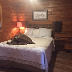 Little Colorado Cabins - Bedroom