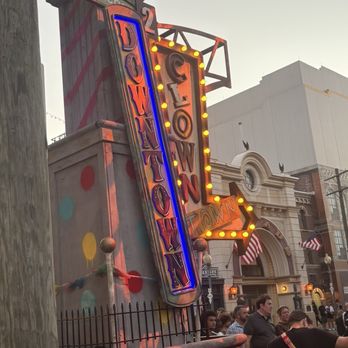 Halloween Horror Nights - Haunted Houses Near Me - Orlando, Florida