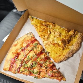 Lilguy - Bbq chicken and yellow curry - Pizza Near Me - Venice, California Lilguy - Bbq chicken and yellow curry - Pizza Near Me - Venice, California