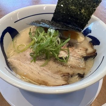 Tsujita Artisan Noodle - Deluxe Tonkotsu Ramen! - Ramen Near Me - San Gabriel, California