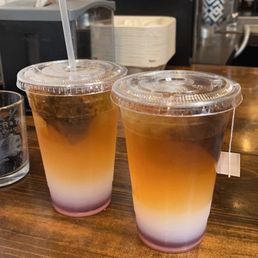 Black tea and lavender lemonade! Black tea and lavender lemonade!