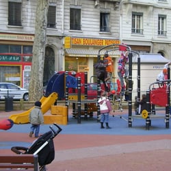 Aire de jeux Aristide Briand