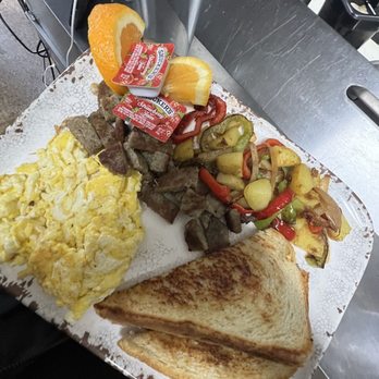 Dos Botellas - Eggs,sausage,toast and country potatoes!! - Mexican Near Me - American Canyon, California