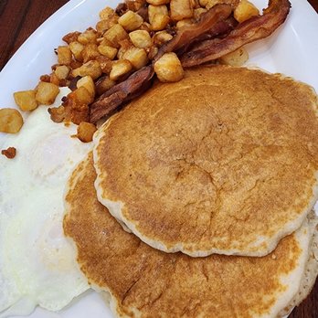 Yellow Yolk Pompano - 2+2+2 - Breakfast & Brunch Near Me - Pompano Beach, Florida