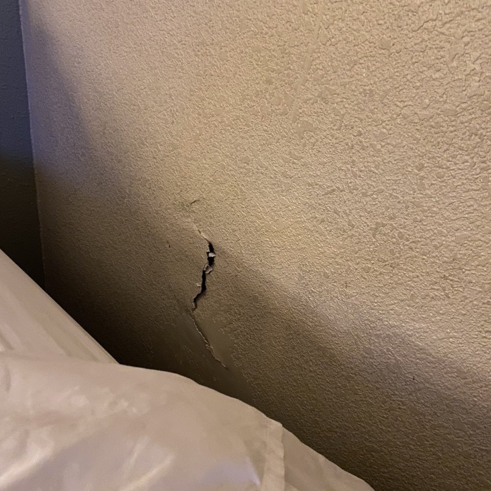 Quality Inn South Hill I-85 - Hole in the wall - Hotels Near Me - South Hill, Virginia Quality Inn South Hill I-85 - Hole in the wall - Hotels Near Me - South Hill, Virginia