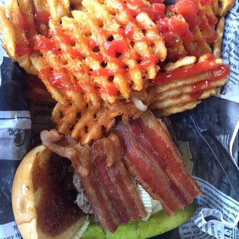 The Committed Pig - Baked Brie burger: patty topped with creamy Brie, bacon, fig preserves - American Near Me - Summit, New Jersey