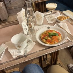 Mediterranean focaccia, hot tea and coffee cocktail