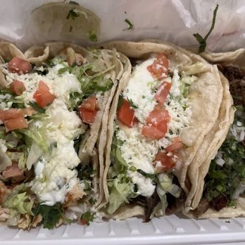 Taquitos Mexico - Tacos con Todo (Pollo, Bistec, and Poblanos) - Mexican Near Me - Brooklyn, New York Taquitos Mexico - Tacos con Todo (Pollo, Bistec, and Poblanos) - Mexican Near Me - Brooklyn, New York