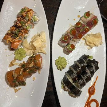 Blue Sushi Sake Grill - Lion King, Spicy Gringo, Spider Maki, Godzilla Roll - Sushi Bars Near Me - Nashville, Tennessee Blue Sushi Sake Grill - Lion King, Spicy Gringo, Spider Maki, Godzilla Roll - Sushi Bars Near Me - Nashville, Tennessee