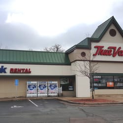 Shorewood True Value - Shorewood True Value in Excelsior, MN