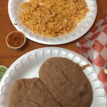 Mi Tradición - Beans and rice - Bakeries Near Me - Austin, Texas